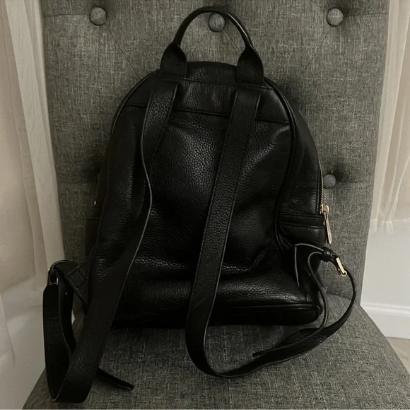 🎒Michael Kors 🎒womens backpack purse - Picture 5 of 6